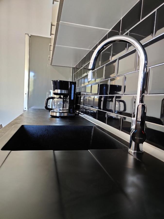 Mare Monte Luxury Apartments 3 เนอา สกีโอนี ภายนอก รูปภาพ