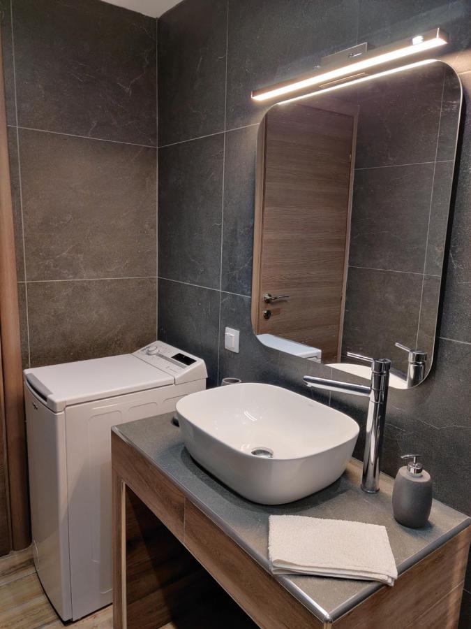 Mare Monte Luxury Apartments 3 เนอา สกีโอนี ภายนอก รูปภาพ